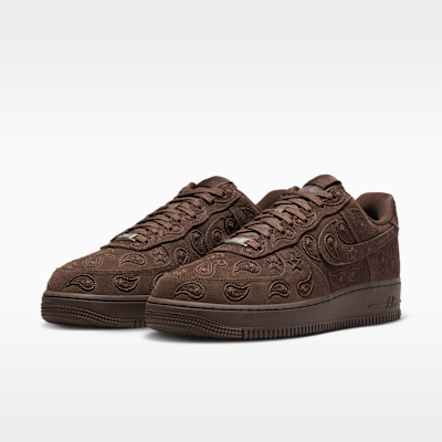 NIKE公式】エア フォース 1 '07 LV8 メンズシューズ.オンラインストア